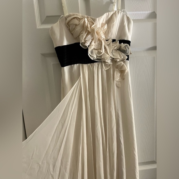 BCBGMaxAzria Long Evening Strapless Dress - Picture 2 of 9